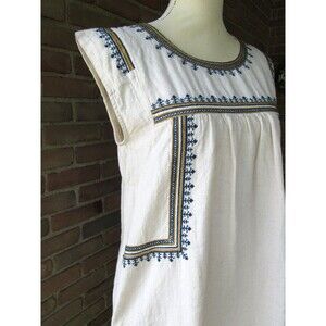 World Market Tunic Cotton Linen Womens S/M Embroidered Boho Festival SKU# 549758